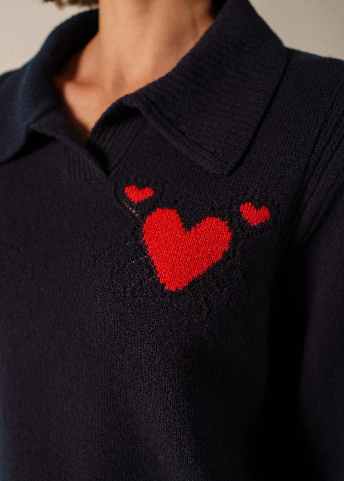 NAVY / RED