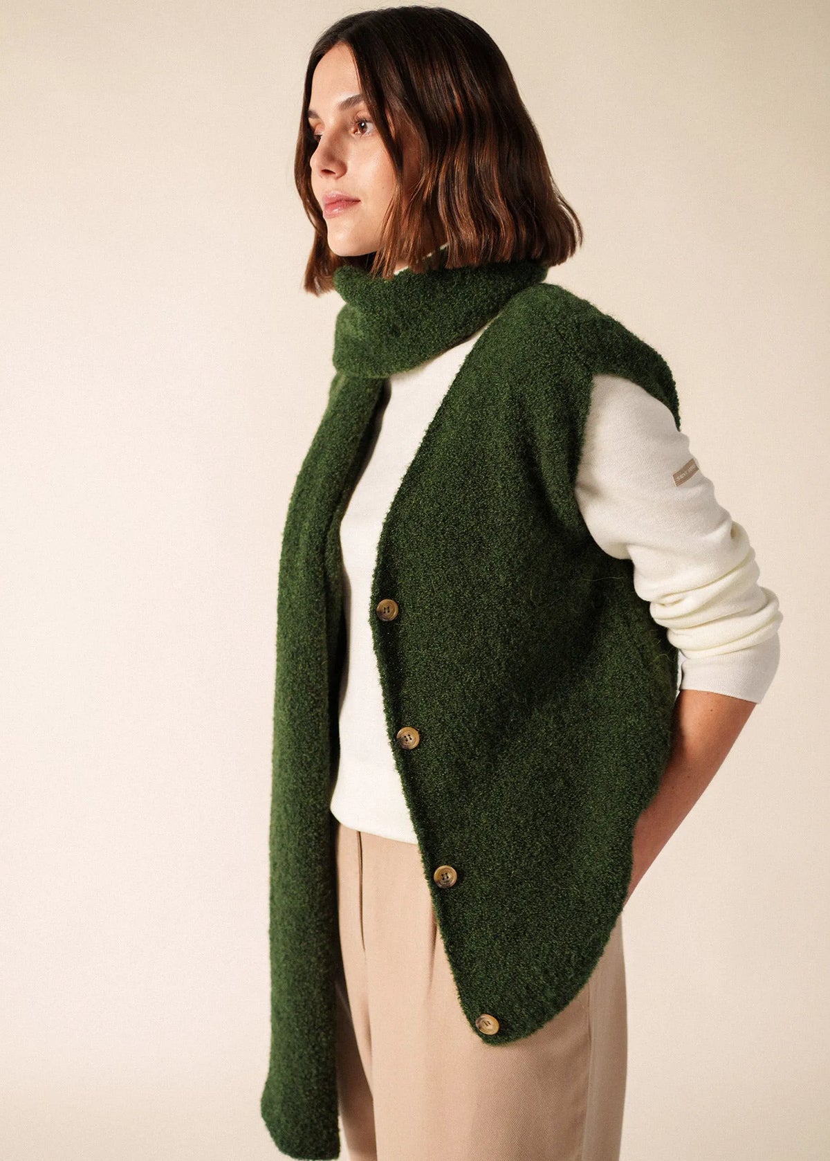 MOSS GREEN