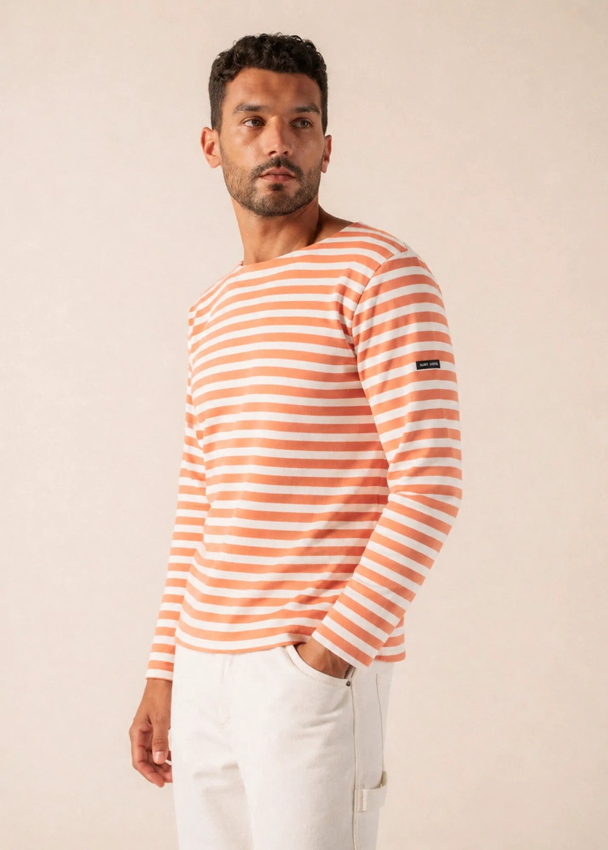 CLAY / WHITE