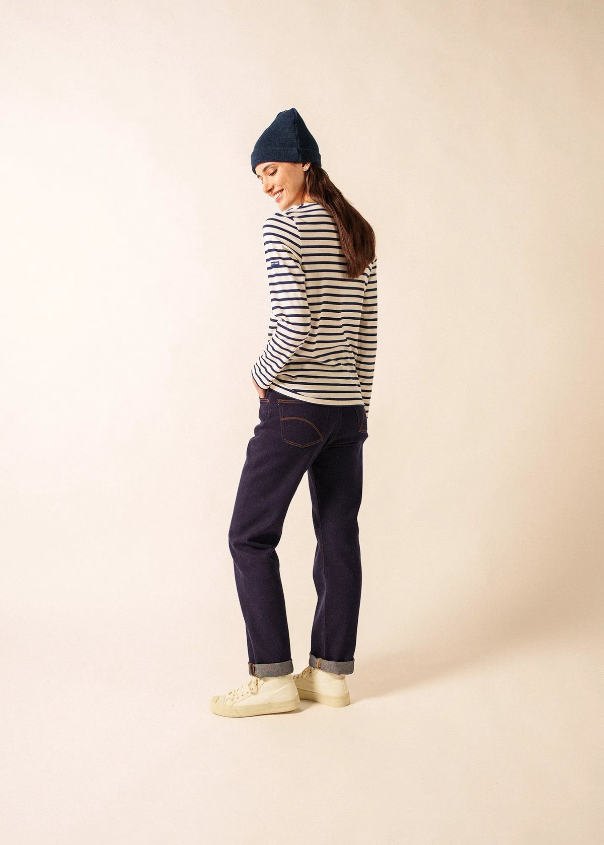 ECRU / NAVY