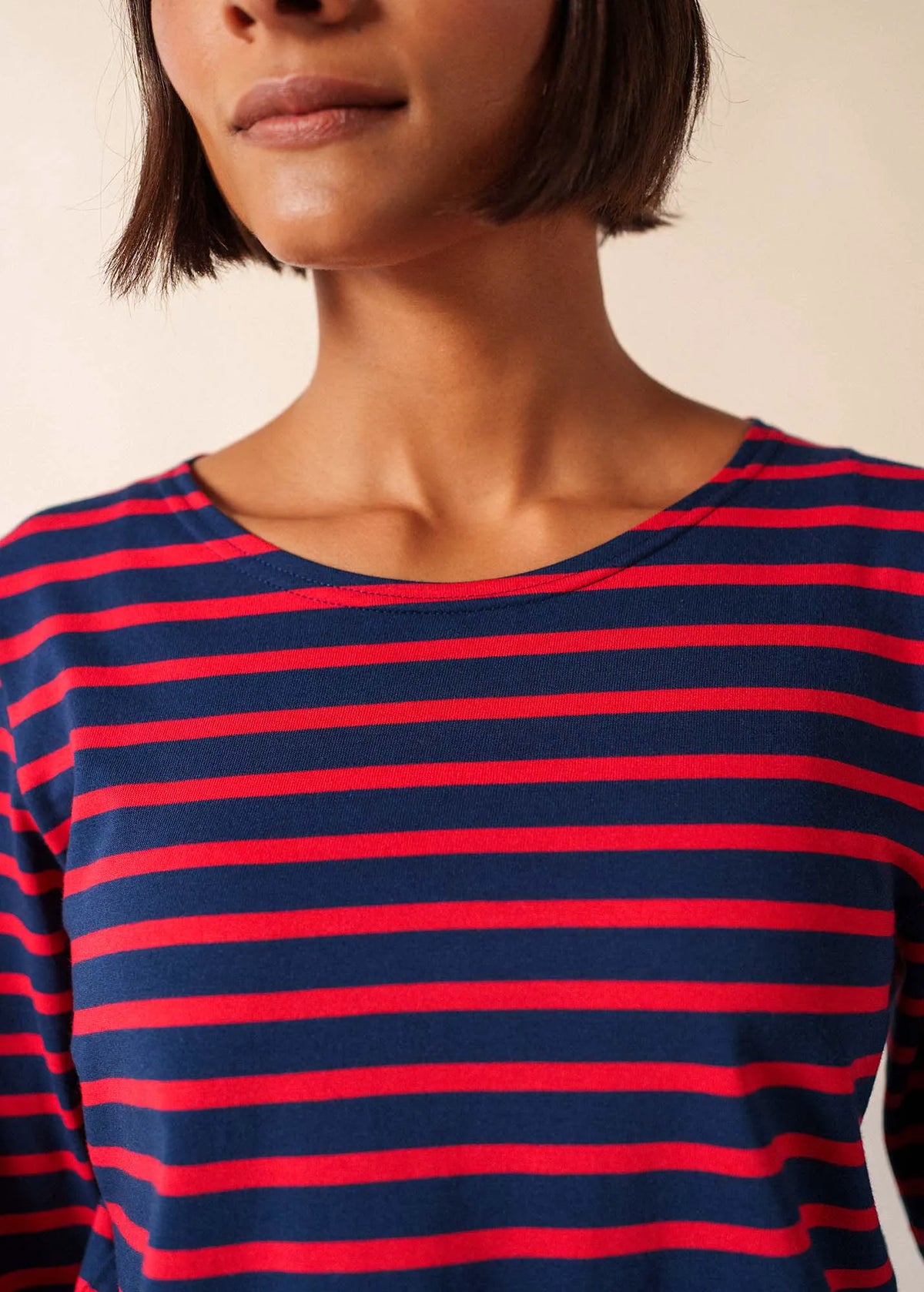 NAVY / RED