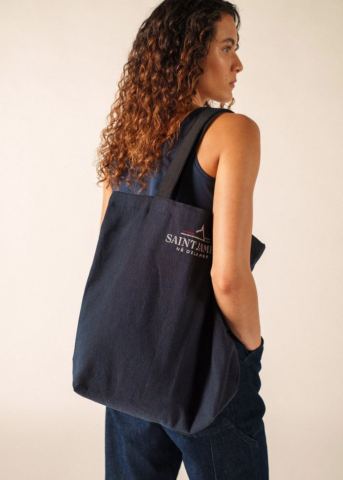 NAVY / ECRU