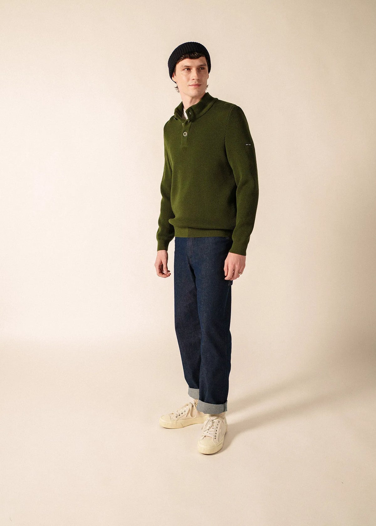 MOSS GREEN
