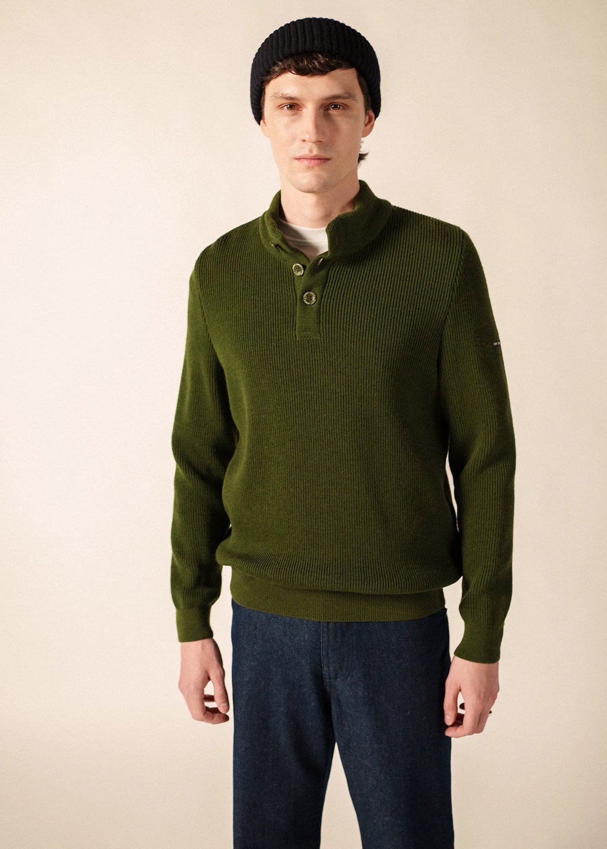 MOSS GREEN