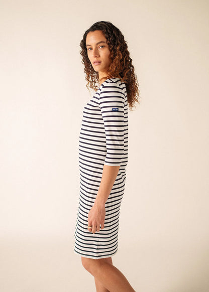 WHITE / NAVY