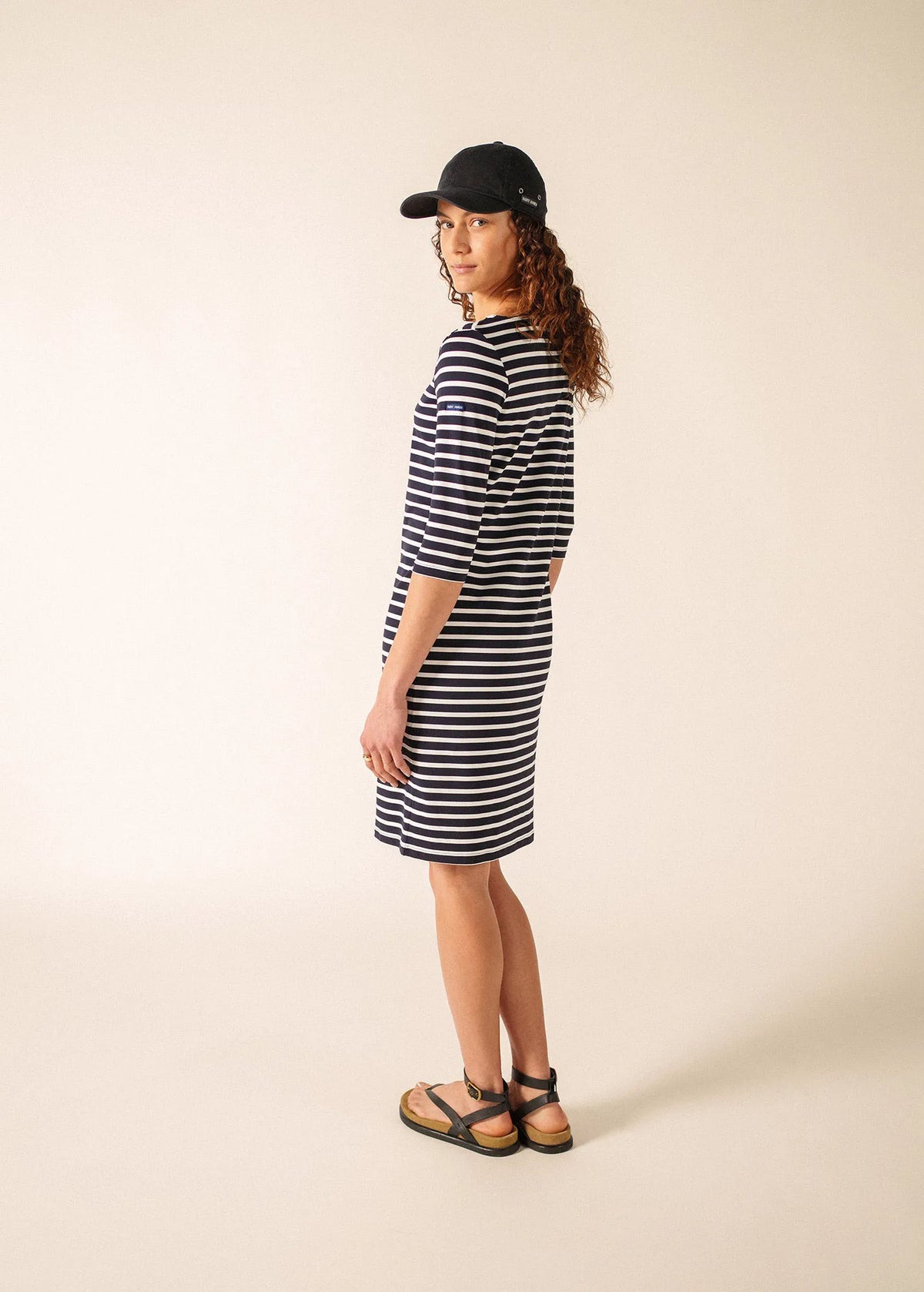 NAVY / WHITE