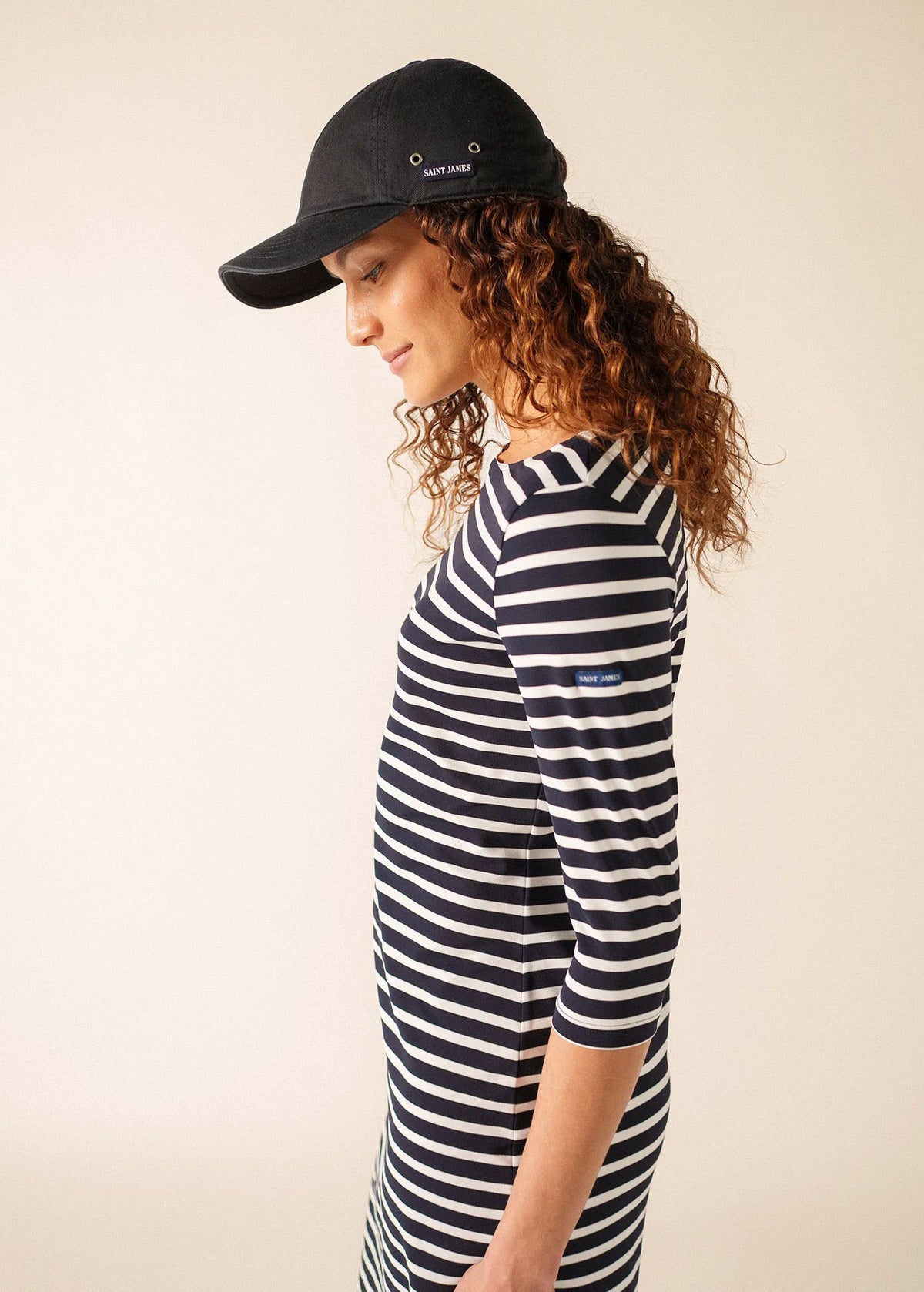 NAVY / WHITE