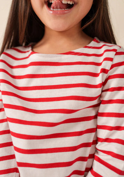 WHITE / RED