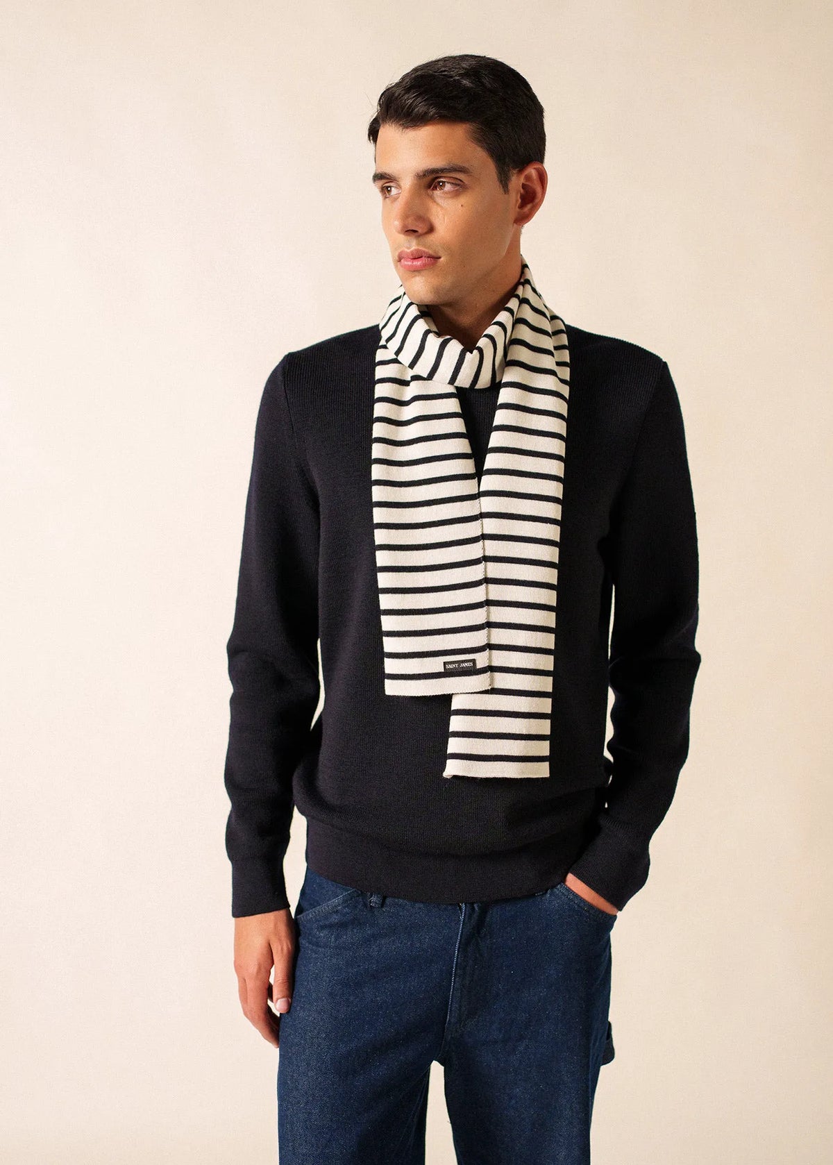 IVORY / NAVY