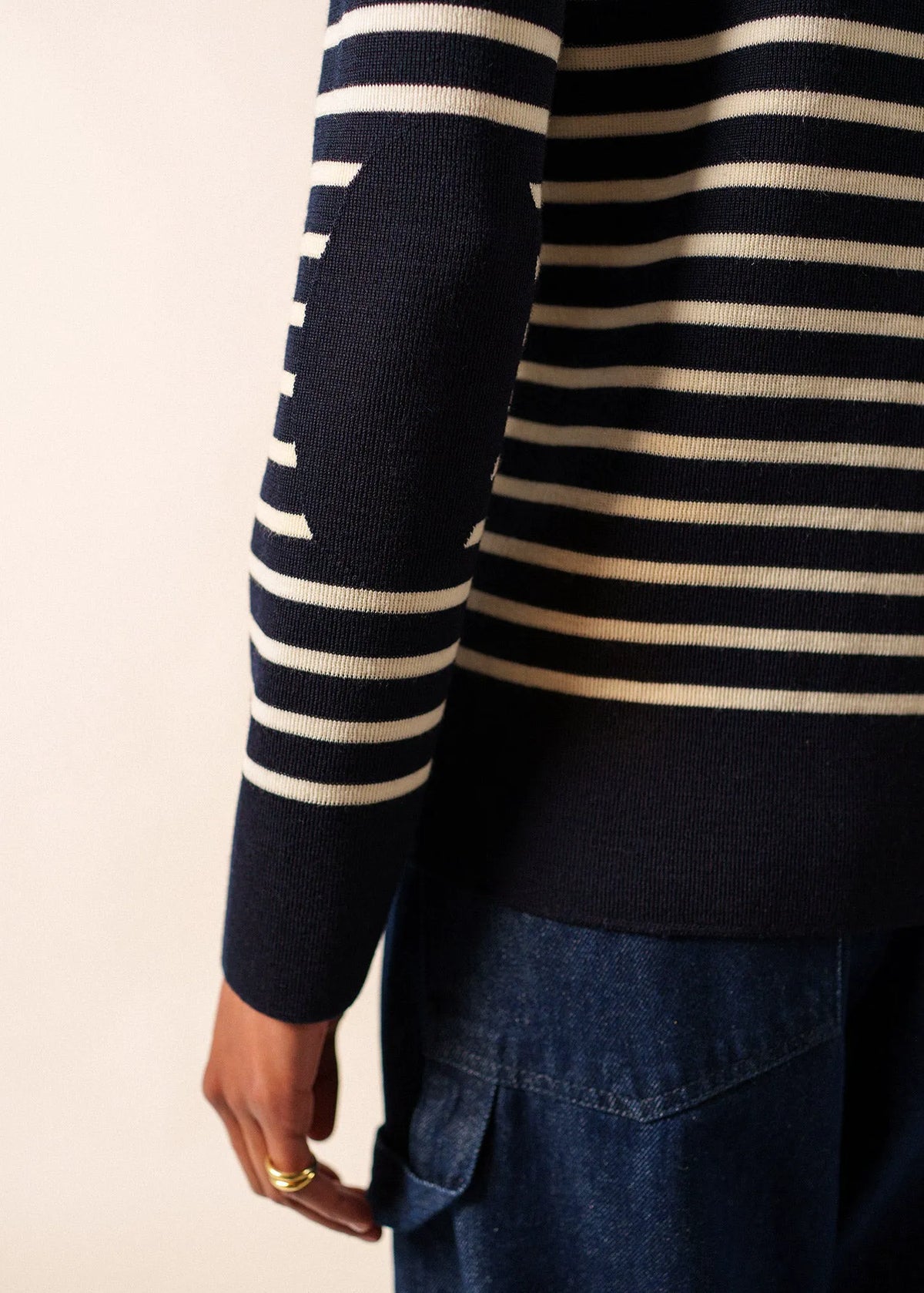 NAVY / IVORY
