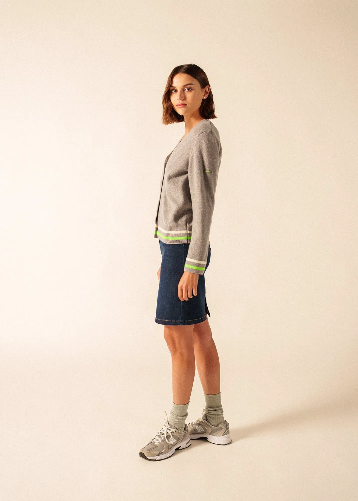 GRAY / NEON GREEN / IVORY