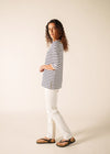 WHITE / NAVY