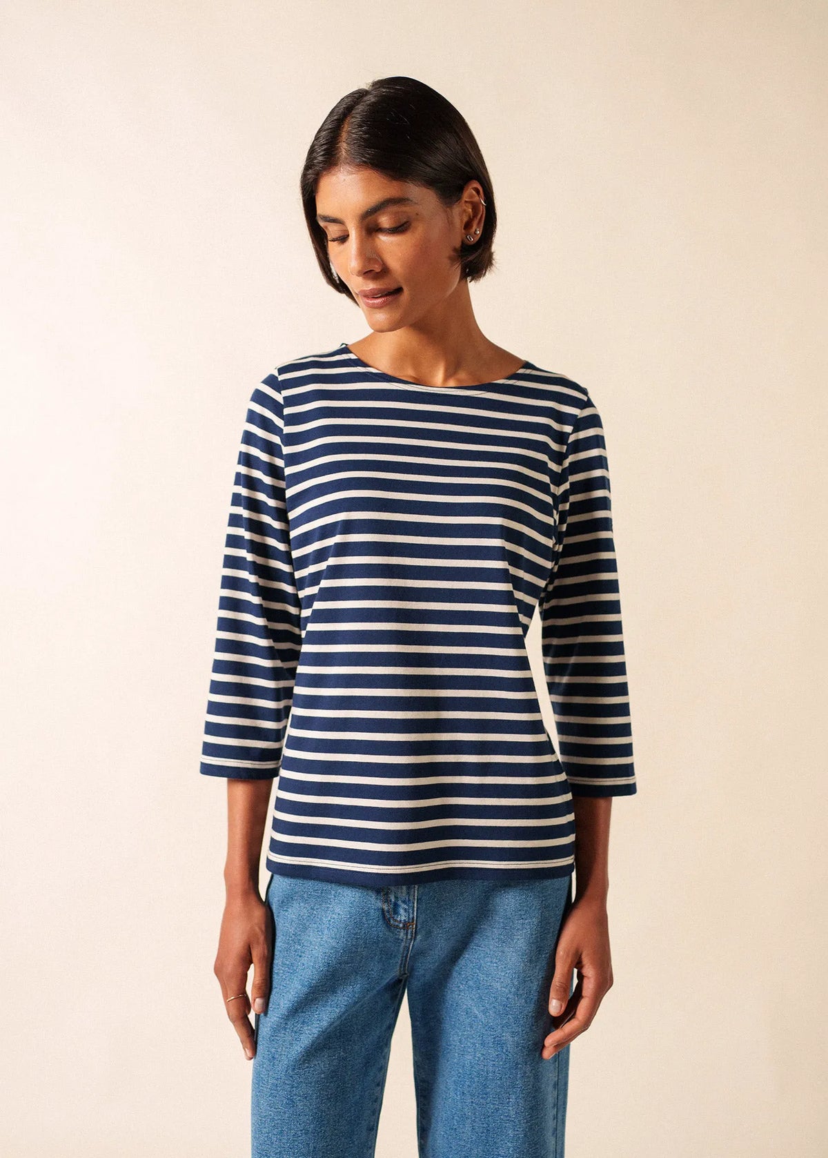 NAVY / ECRU
