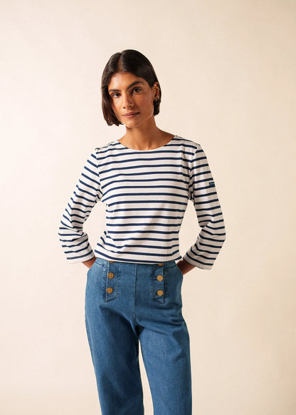 WHITE / NAVY
