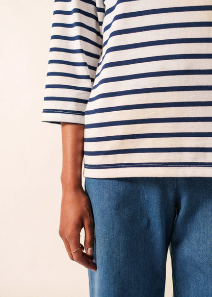 WHITE / NAVY