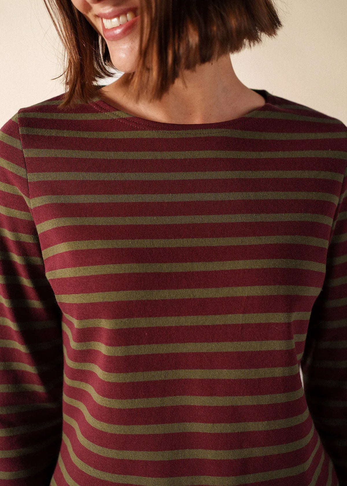 BURGUNDY / MOSS GREEN