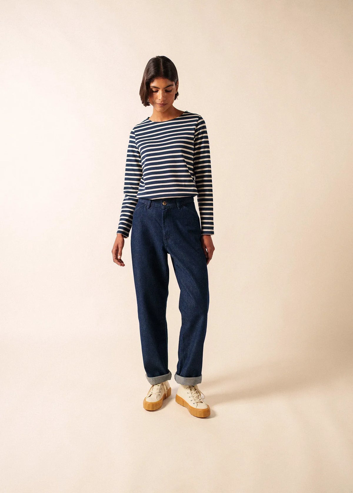 NAVY / ECRU