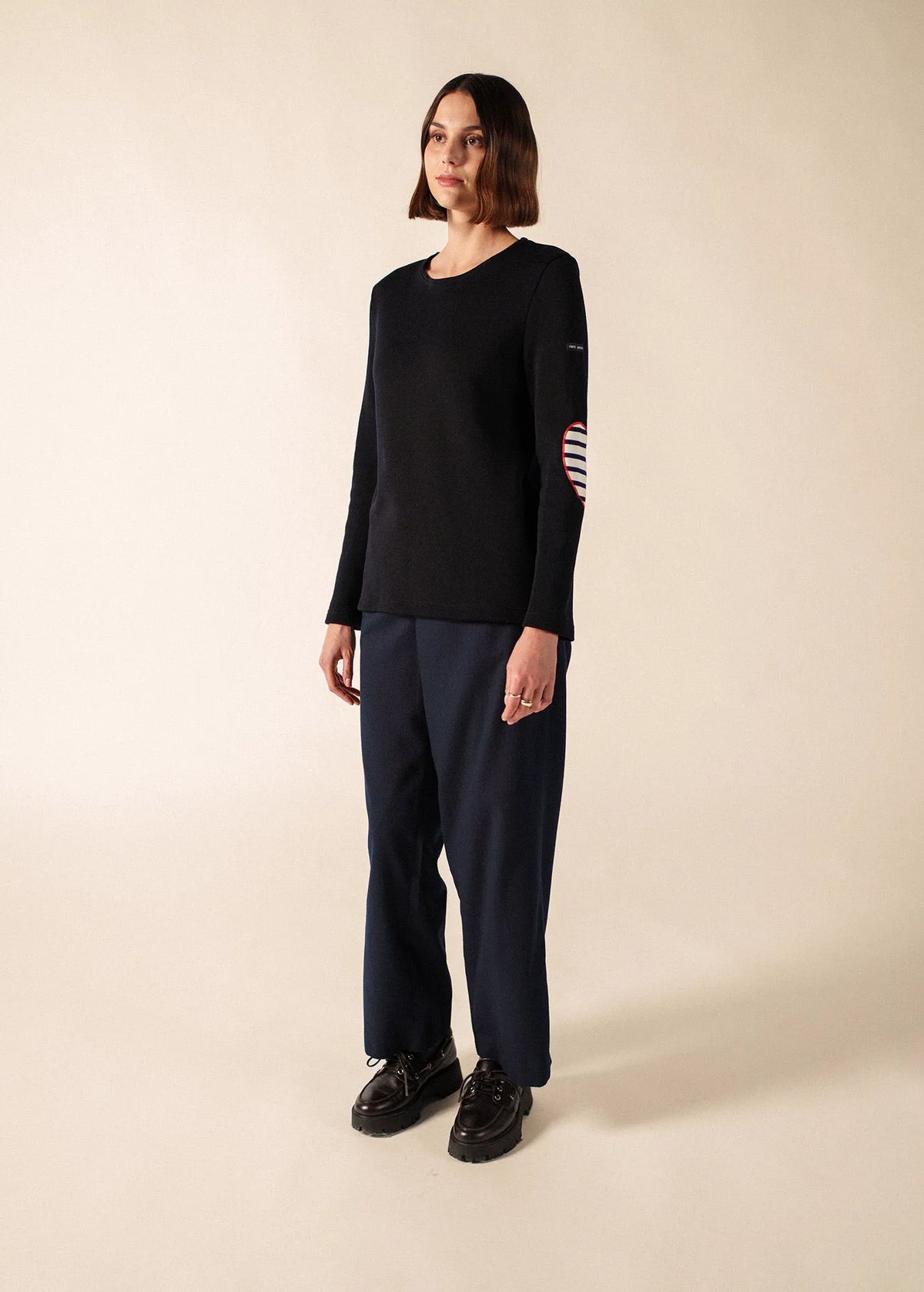 NAVY / ECRU / RED