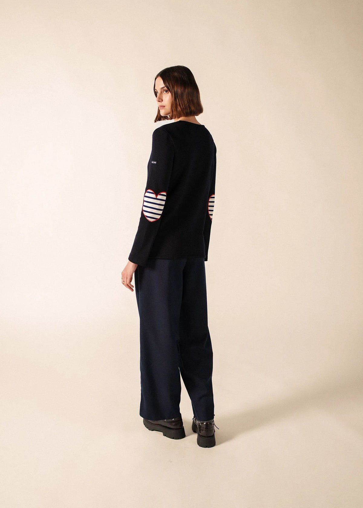 NAVY / ECRU / RED