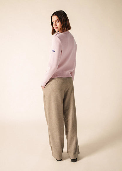 PALE PINK