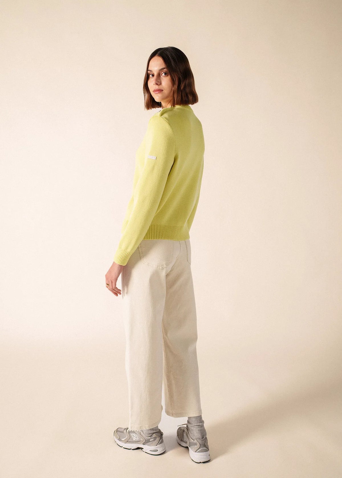 BUTTER YELLOW