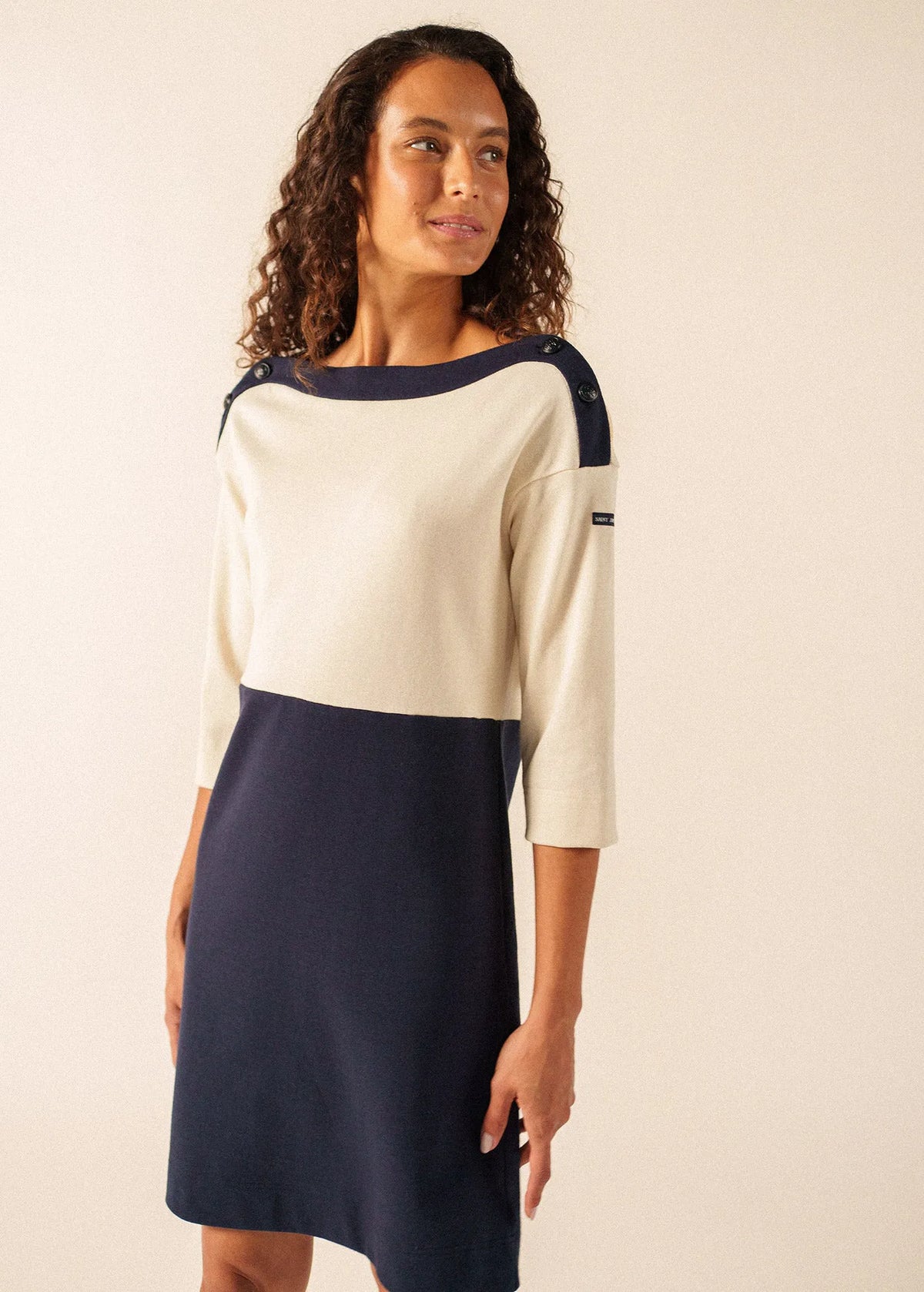 NAVY / ECRU