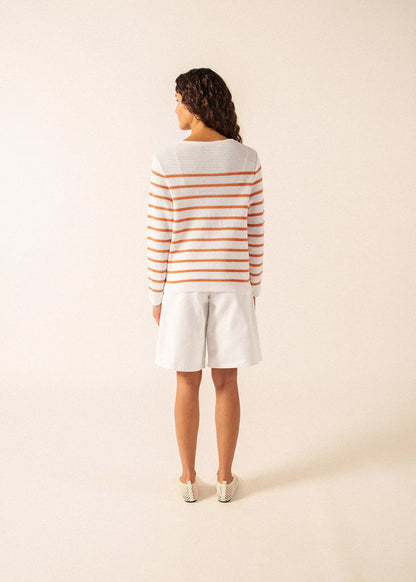 WHITE / CLAY