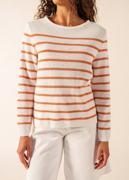 WHITE / CLAY