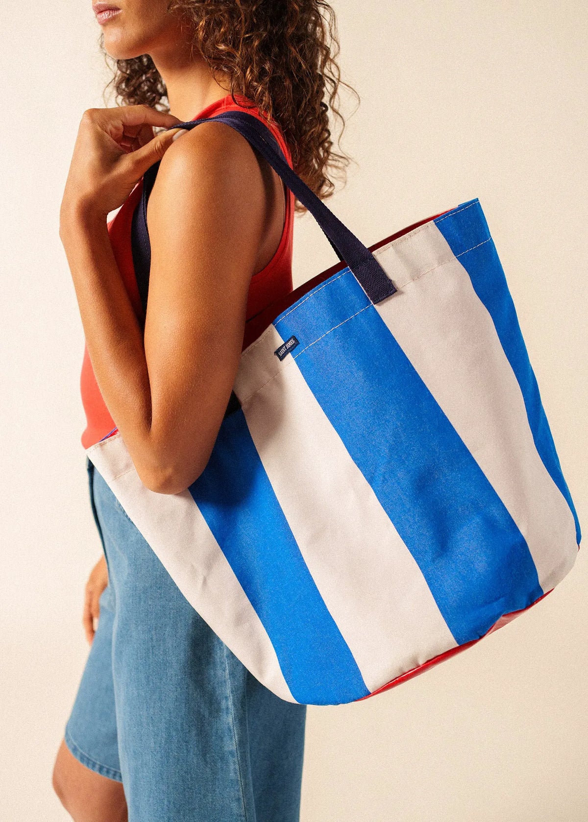 BLUE / WHITE / RED