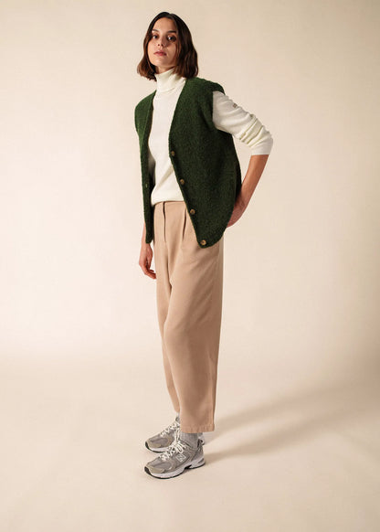 MOSS GREEN