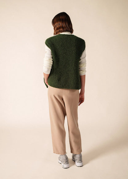 MOSS GREEN