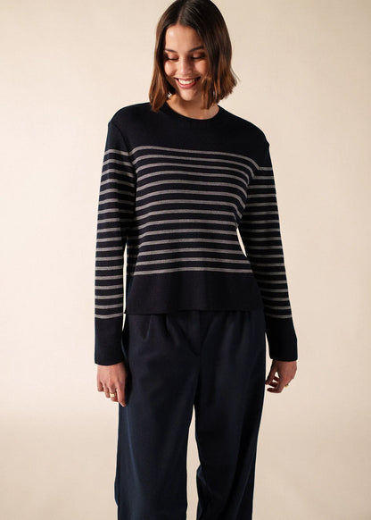 NAVY / WHITE