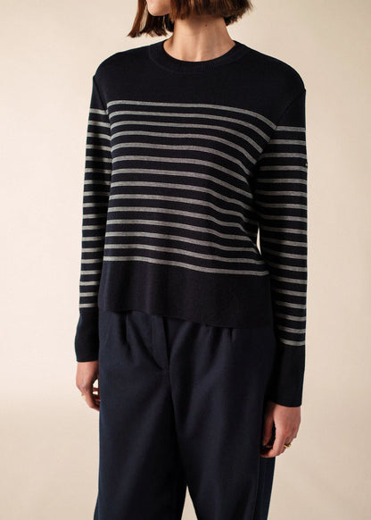 NAVY / WHITE