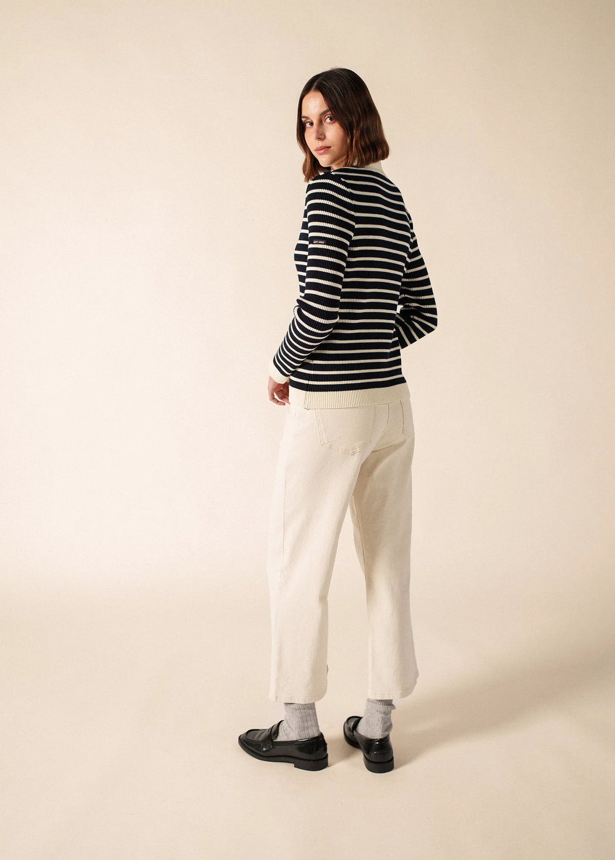 NAVY / IVORY