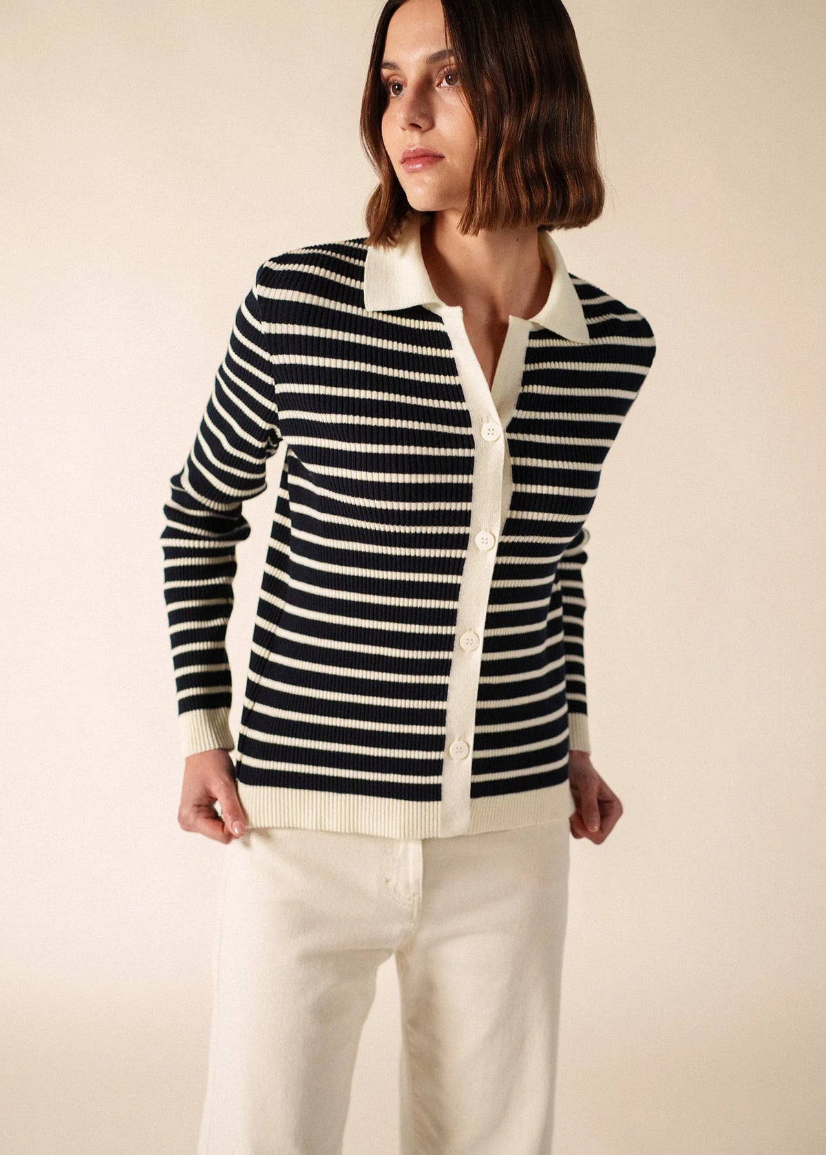 NAVY / IVORY