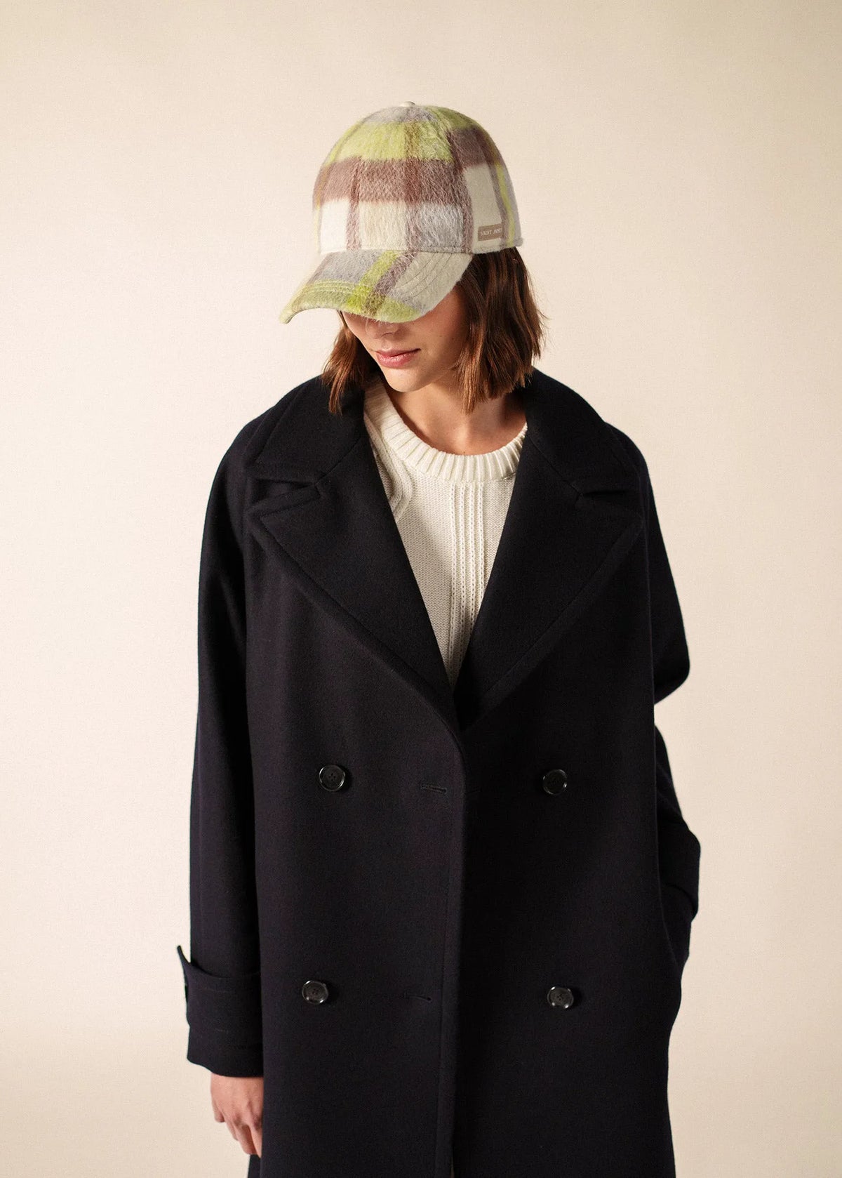 WINTER WHITE / BEIGE / BUTTER YELLOW