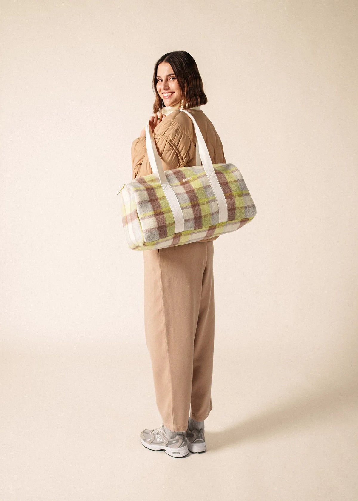 WINTER WHITE / BEIGE / BUTTER YELLOW
