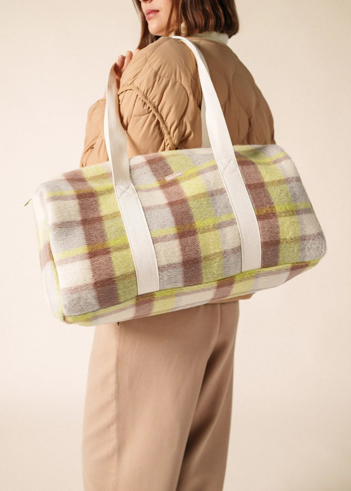 WINTER WHITE / BEIGE / BUTTER YELLOW
