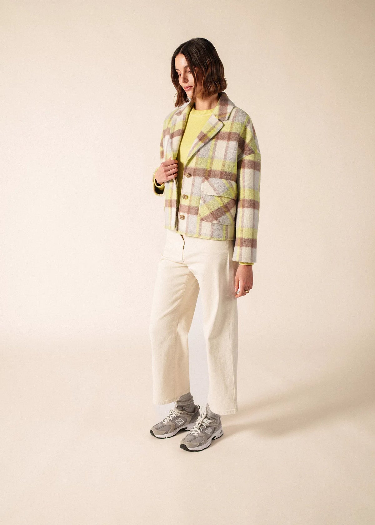 WINTER WHITE/BEIGE/BUTTER YELLOW