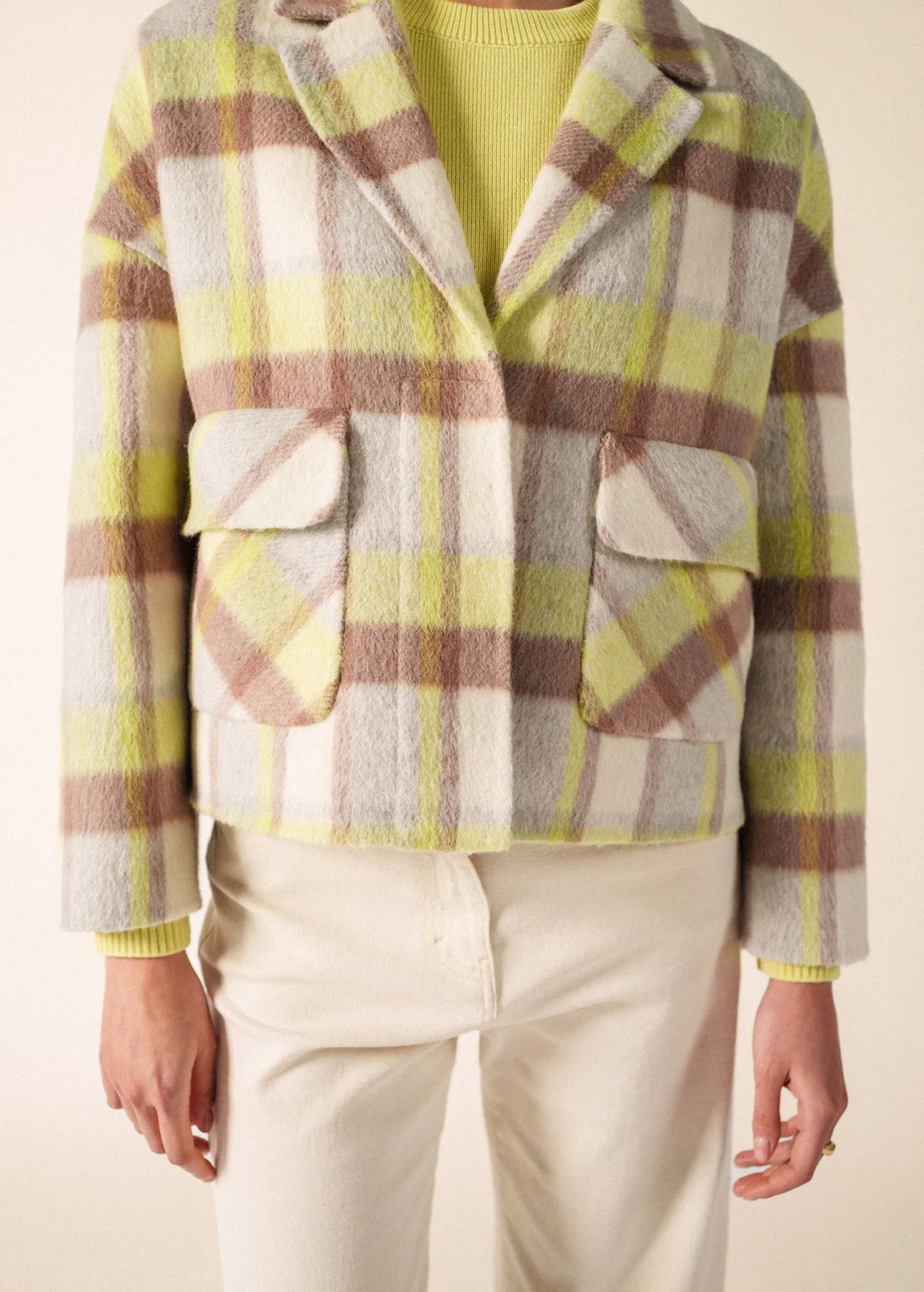 WINTER WHITE/BEIGE/BUTTER YELLOW