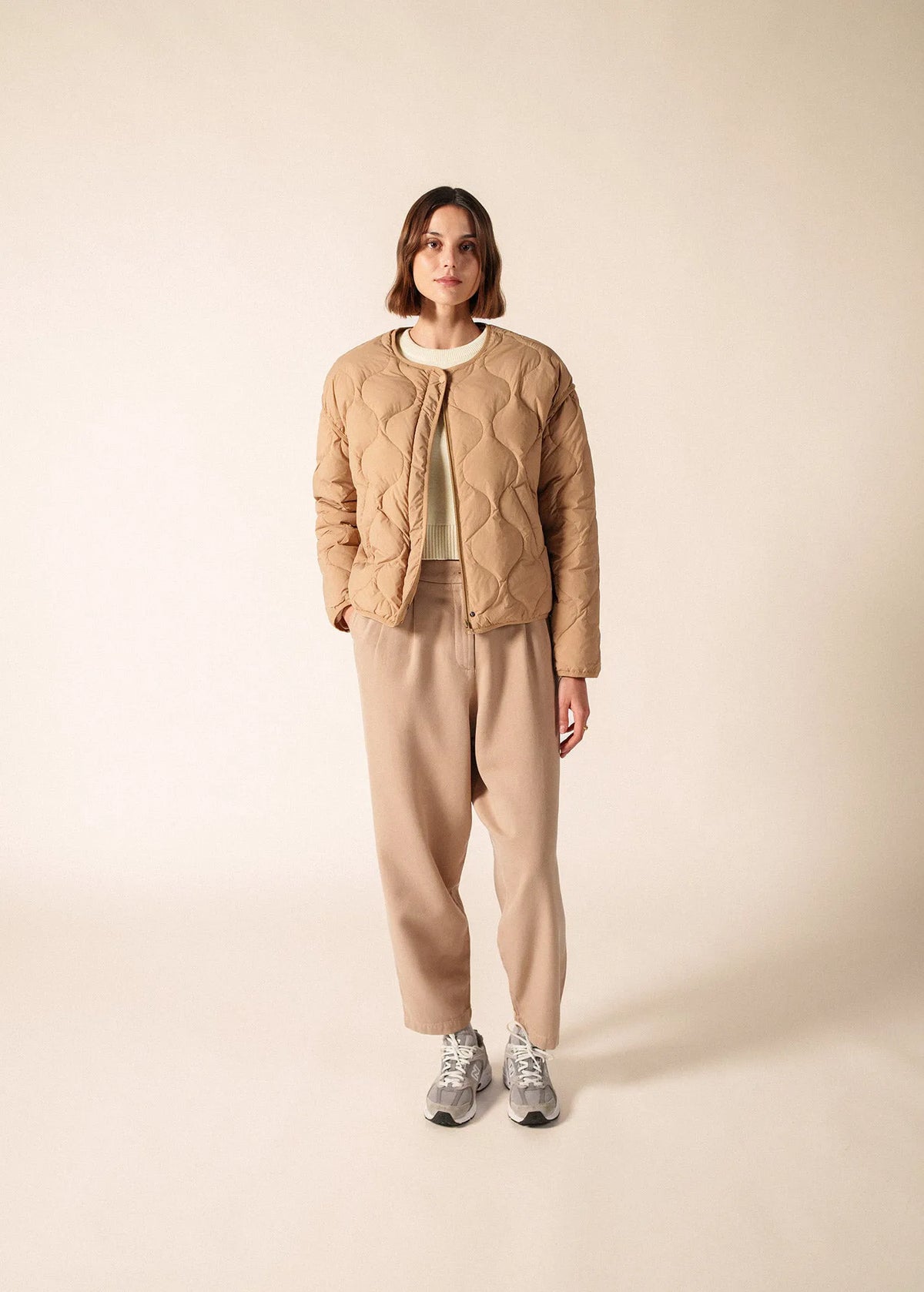 DARK BEIGE
