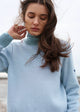 LIGHT COASTAL BLUE / WHITE