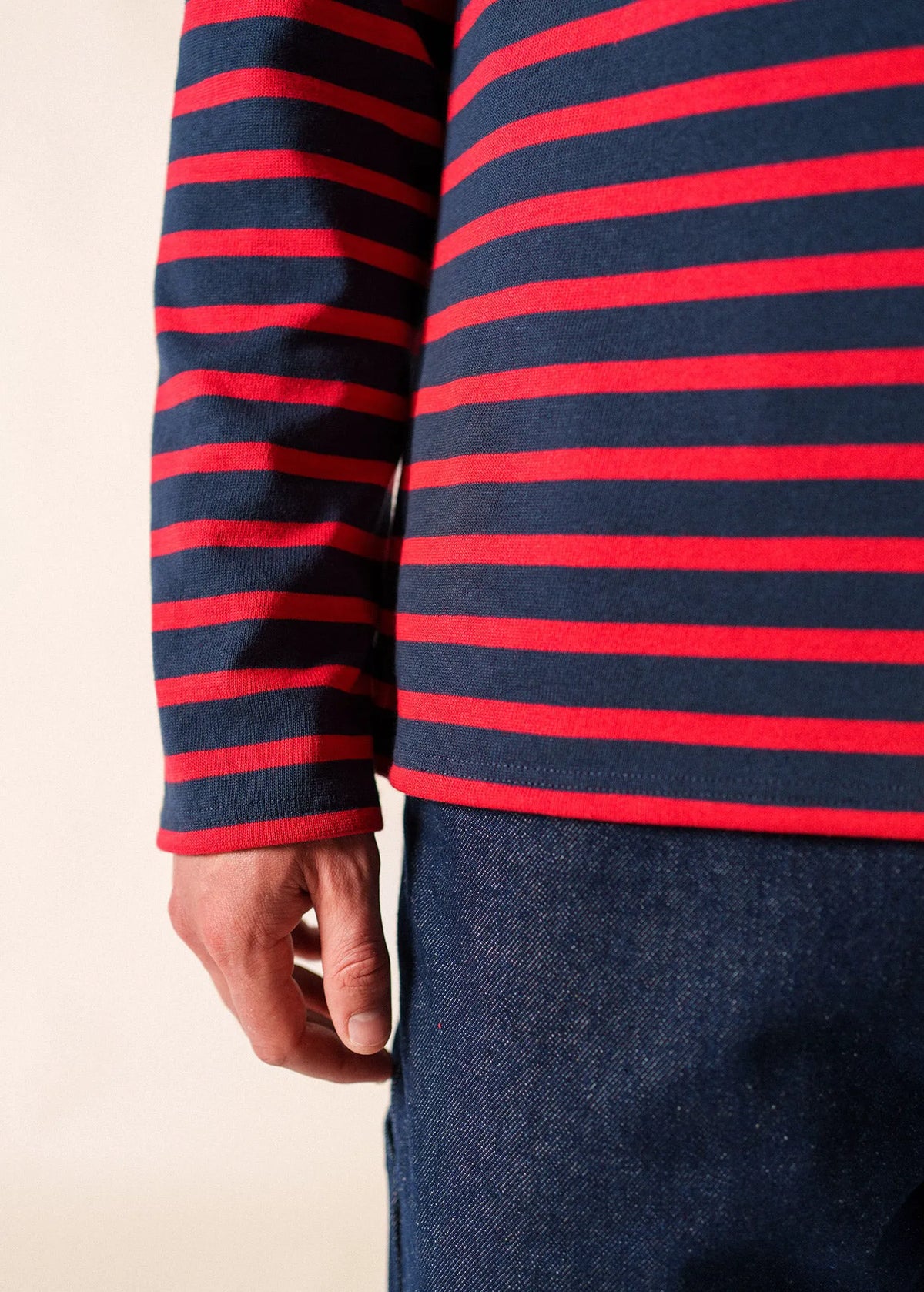 NAVY / RED