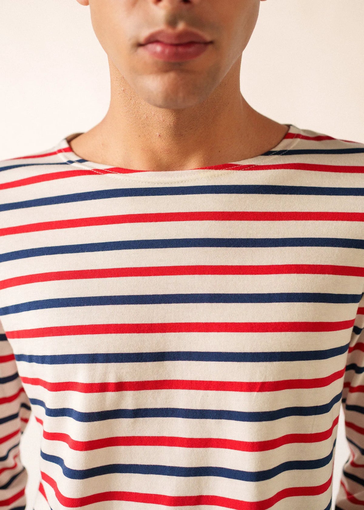 ECRU / NAVY / RED