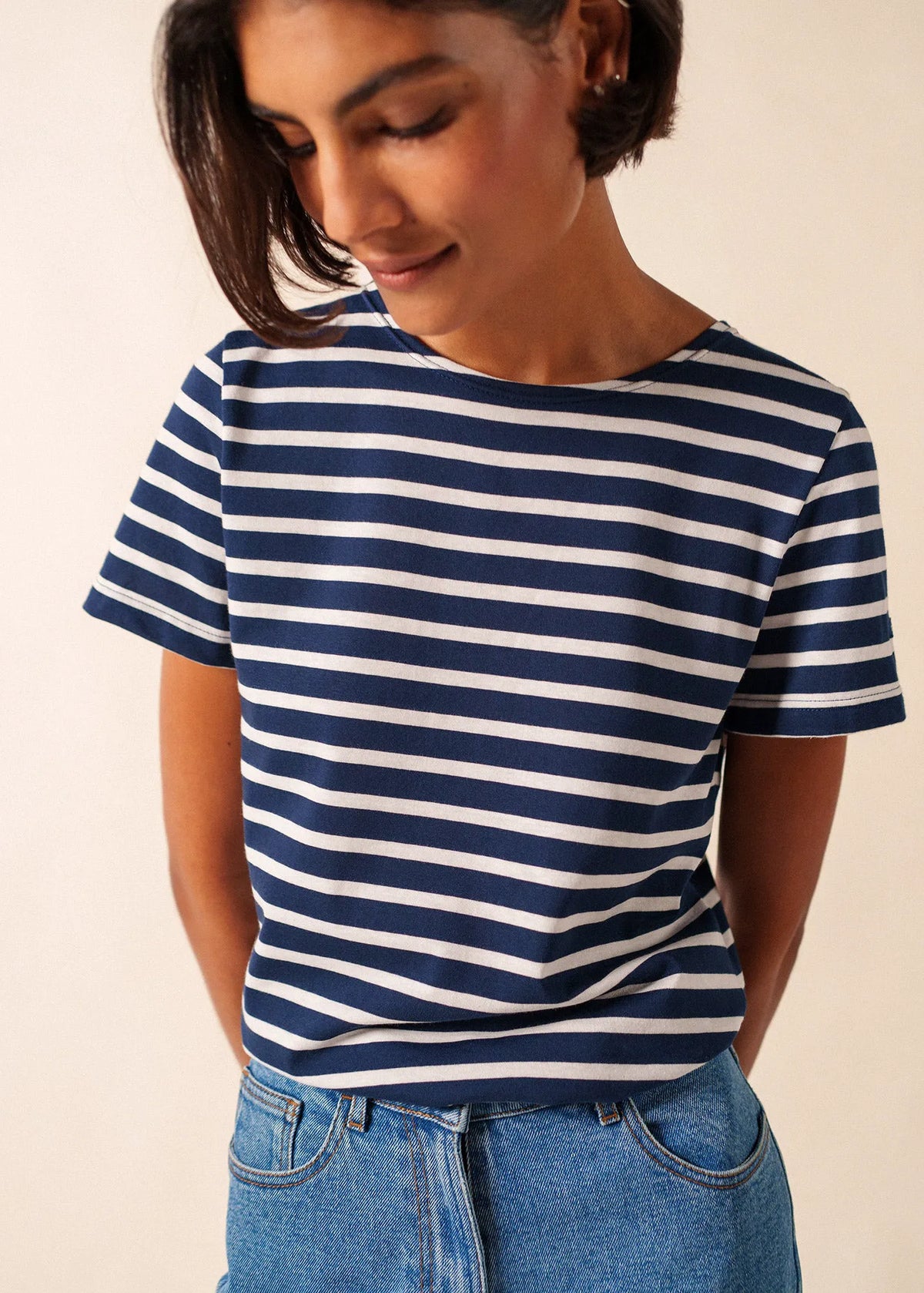 NAVY / WHITE
