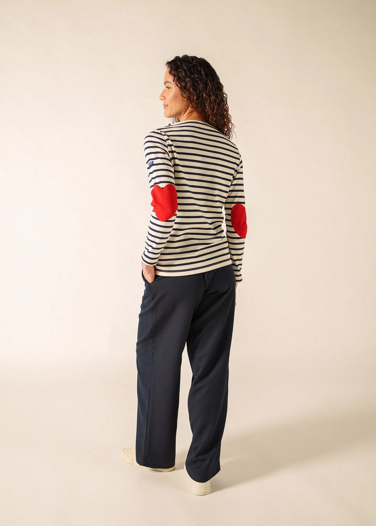 ECRU / NAVY
