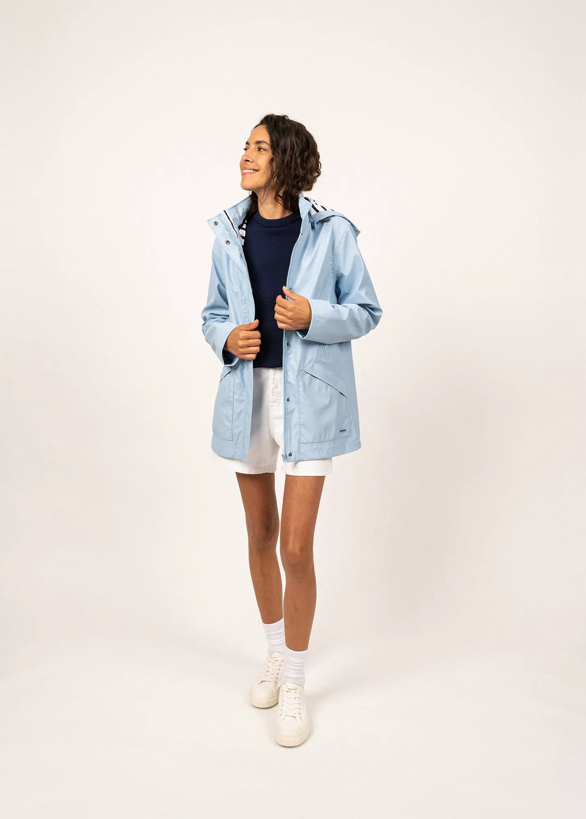 LIGHT BLUE