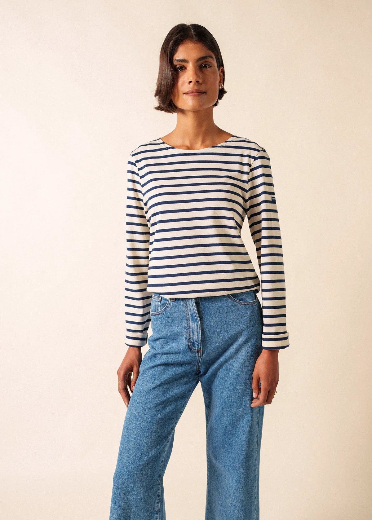 ECRU / NAVY