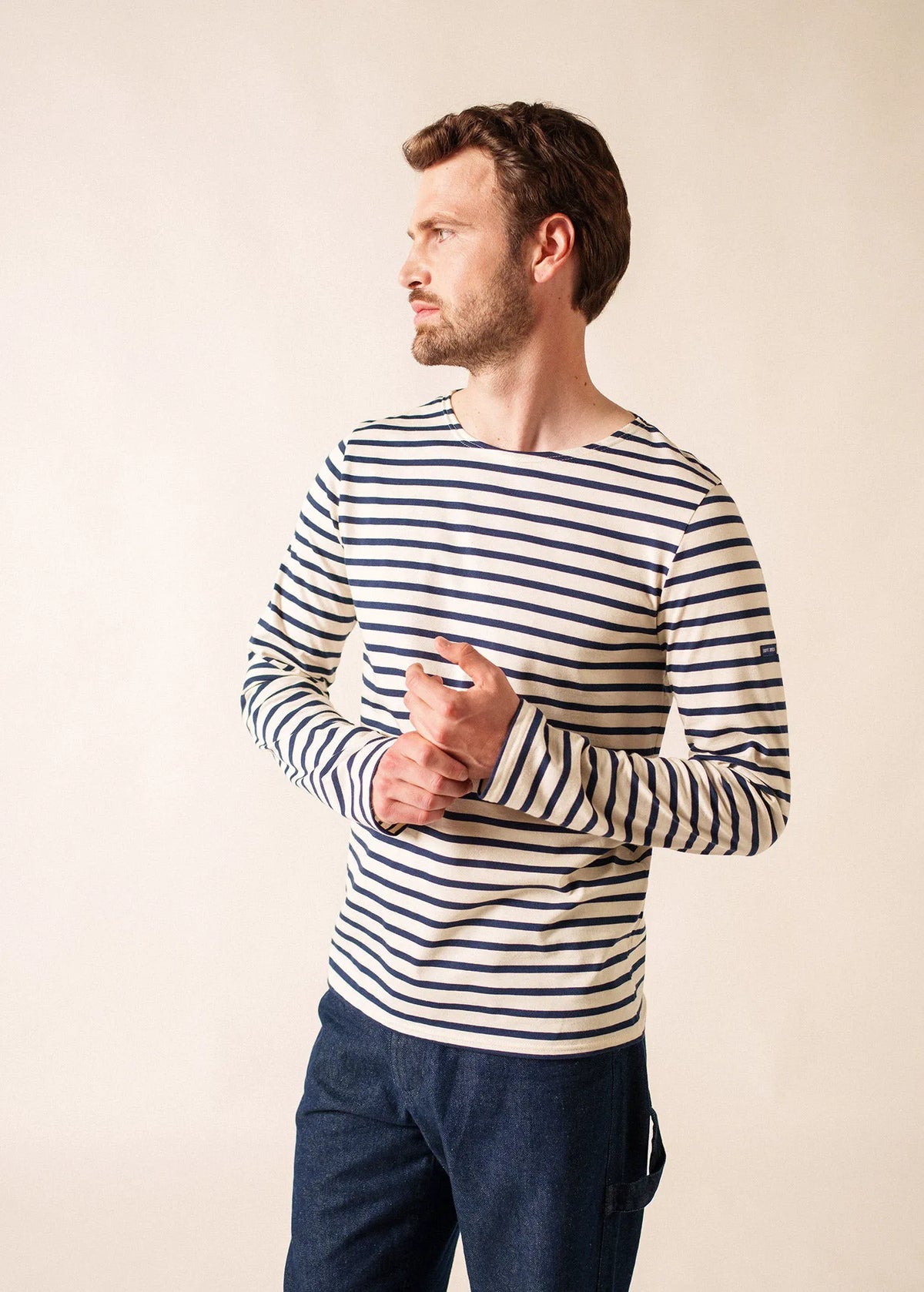 ECRU / NAVY