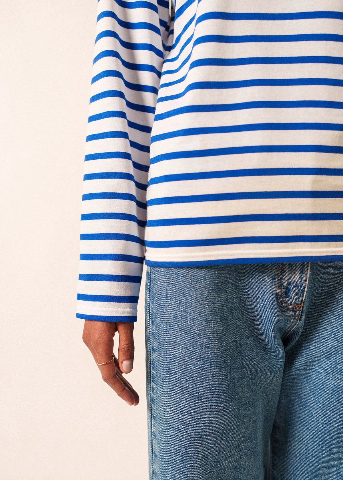 WHITE / ROYAL BLUE